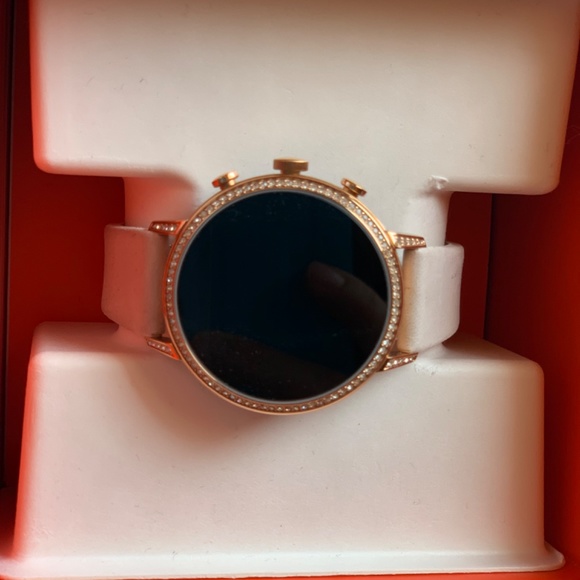 Smartwatch Fossil NWT new with box